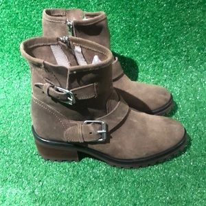 Steven madden suede Moto booties size 81/2 gently used …